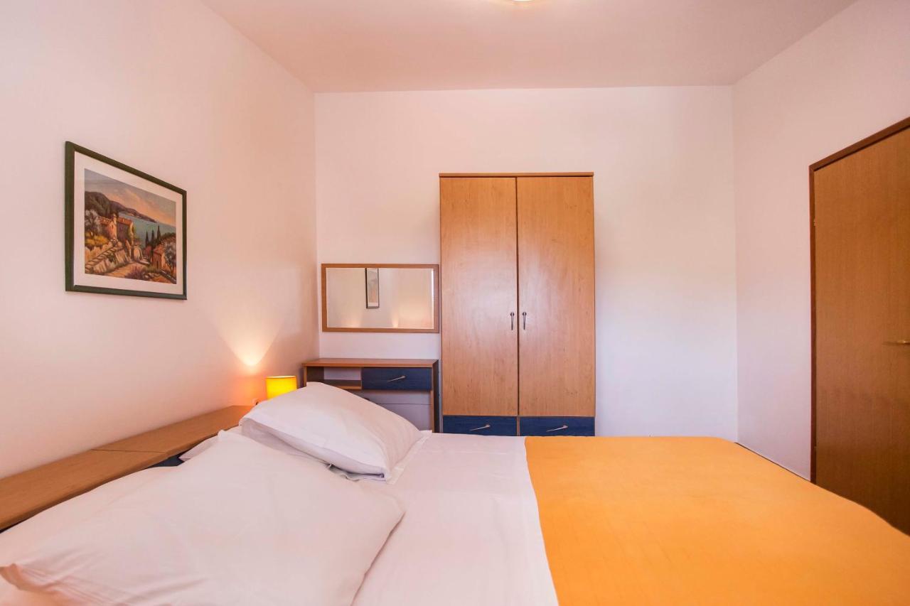 Apartments Romano Rovinj Exterior photo
